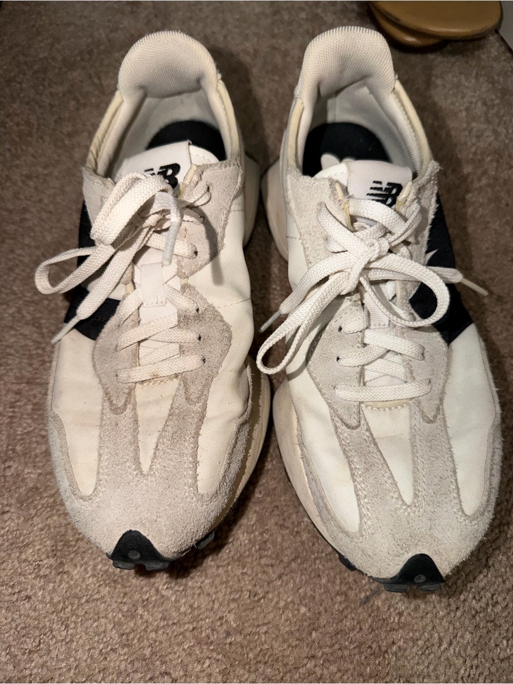 New Balance Men's Cream and Black Retro Runner Sneakers